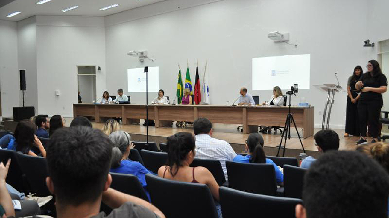 Candidatos a reitor e vice da UFCG participam de debate. Veja a íntegra